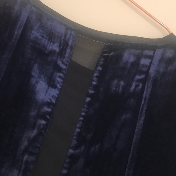 Maeve by Anthropologie blue velvet top. Size S. - Picture 4 of 4